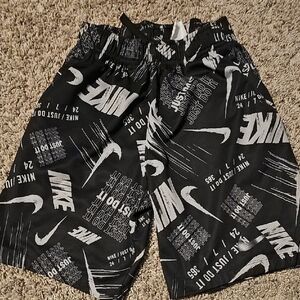 Nike Men's Black Graphic Shorts